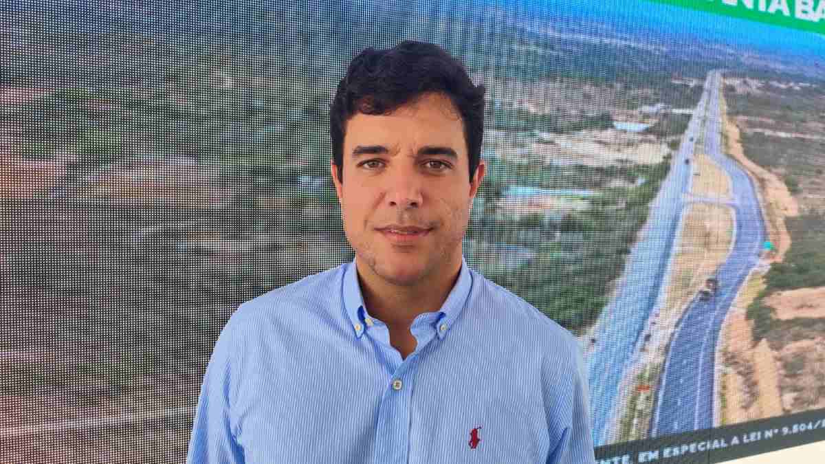 Prefeito de Serrinha Cyro Novais_ foto Ed Santos Acorda Cidade
