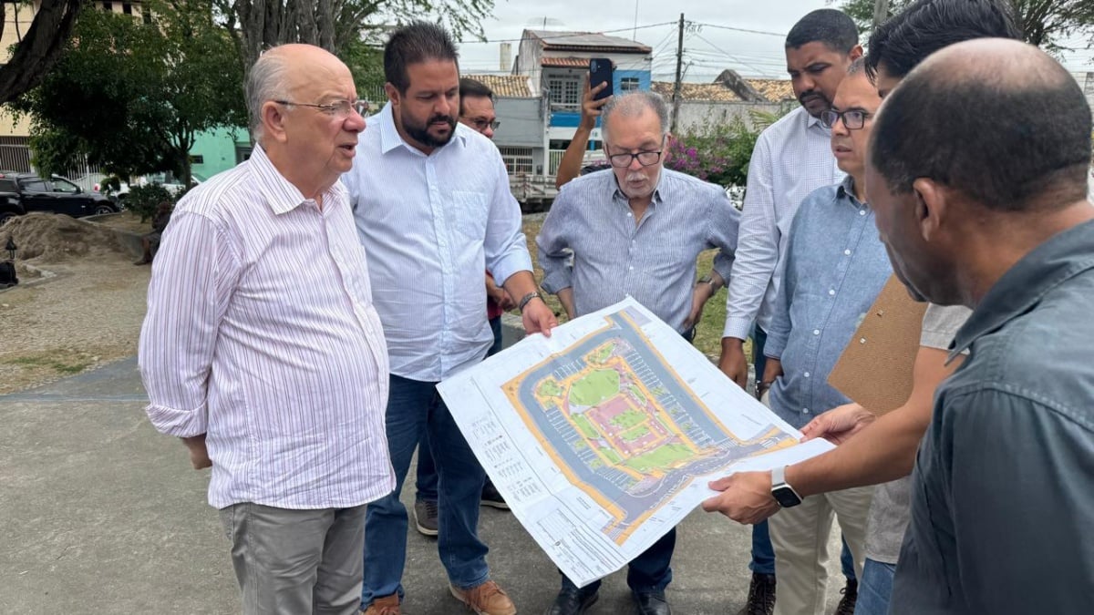 Prefeitura autoriza reforma da Praça Dois de Julho, no centro de Feira de Santana