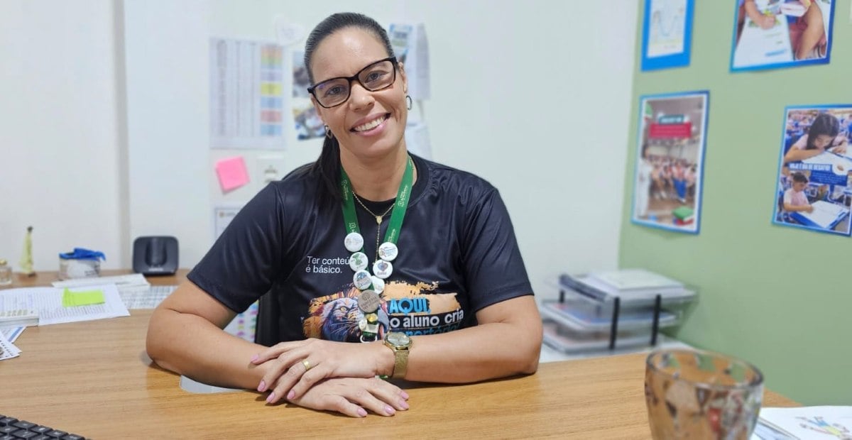 Professora Karol Vaz