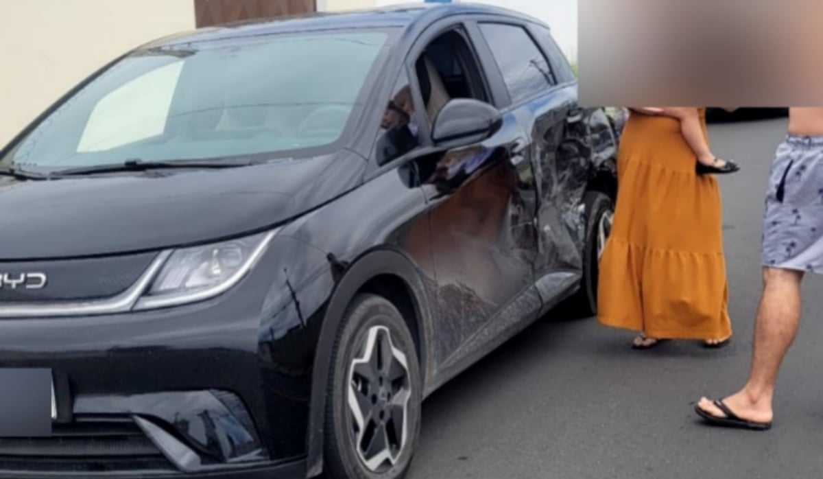 Rua do Bate-Bate moradores cobram sinalização após constantes acidentes de trânsito em rua dos Capuchinhos