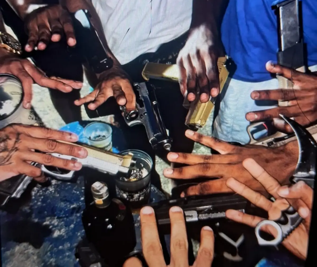 Mortos em confronto na capital exibiam armas e sinais de facção nas redes sociais, diz SSP