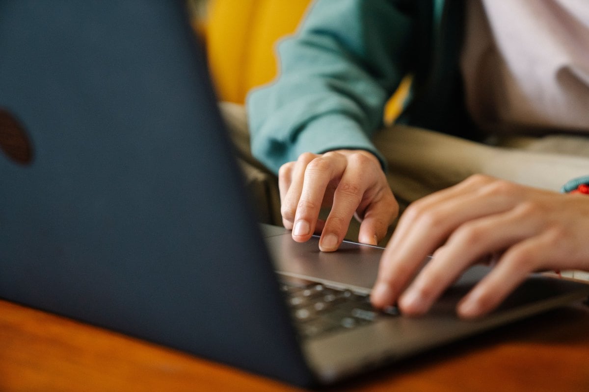 Como assinar PDF online de forma simples e rápida