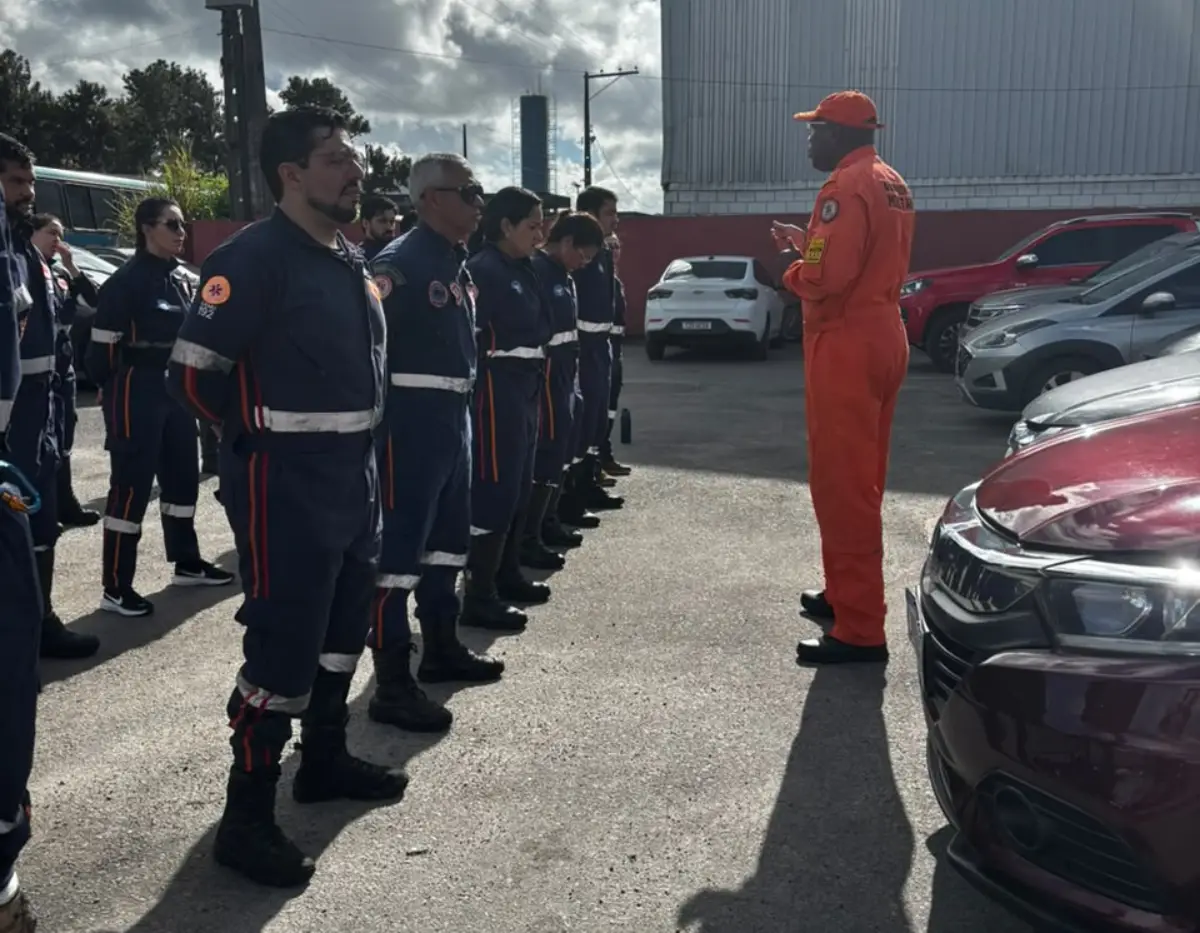 CBMBA inicia curso pioneiro para capacitar médicos e enfermeiros em operações aéreas na Bahia