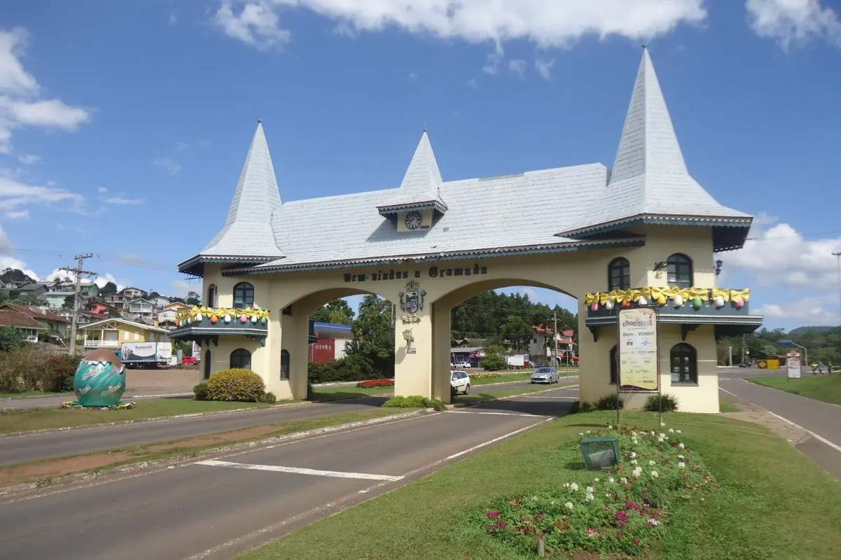 Cachoeira é destaque entre sete destinos brasileiros que têm ares de Europa