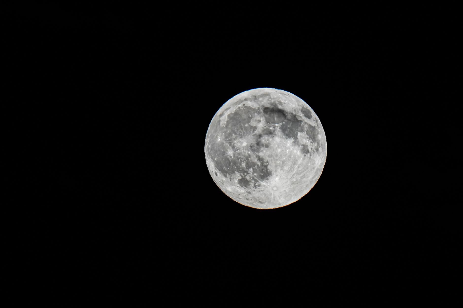 Lua cheia é um ótimo momento para fotografias