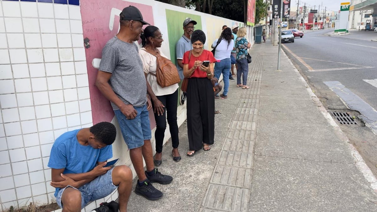 2º turno em Feira de Santana começa com expectativa de votação rápida e sem santinhos pelas ruas