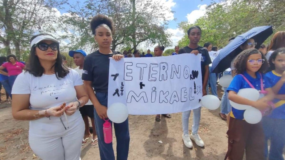 Caminhada da Paz em homenagem a Everton Mikael Bacelar Lima