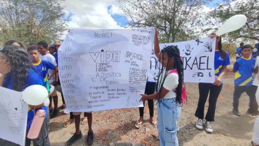 Caminhada da Paz em homenagem a Everton Mikael Bacelar Lima