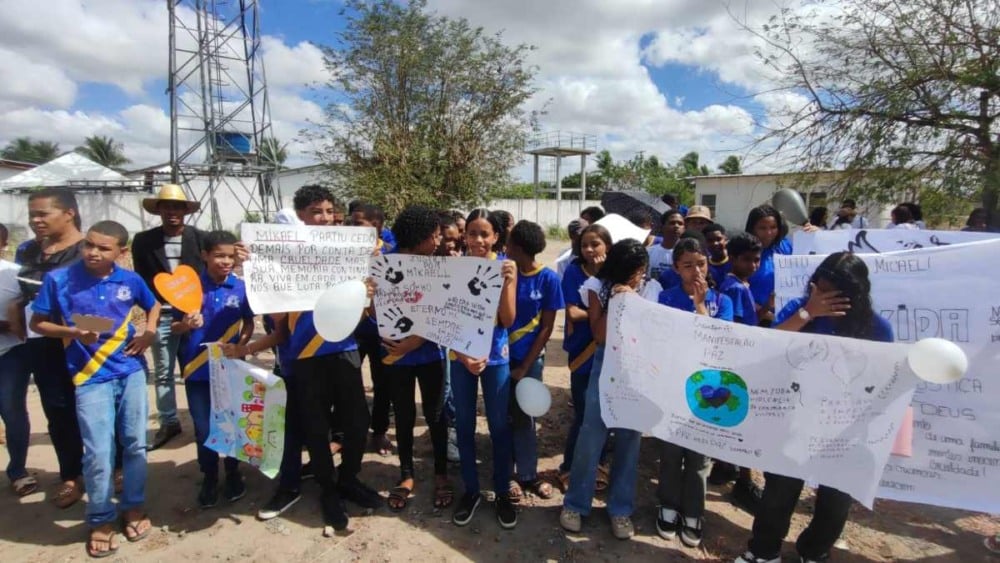 Caminhada da Paz em homenagem a Everton Mikael Bacelar Lima