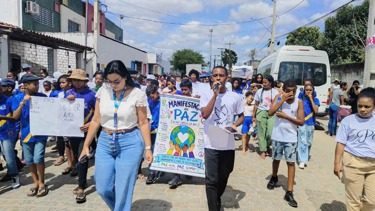 Caminhada da Paz em homenagem a Everton Mikael Bacelar Lima