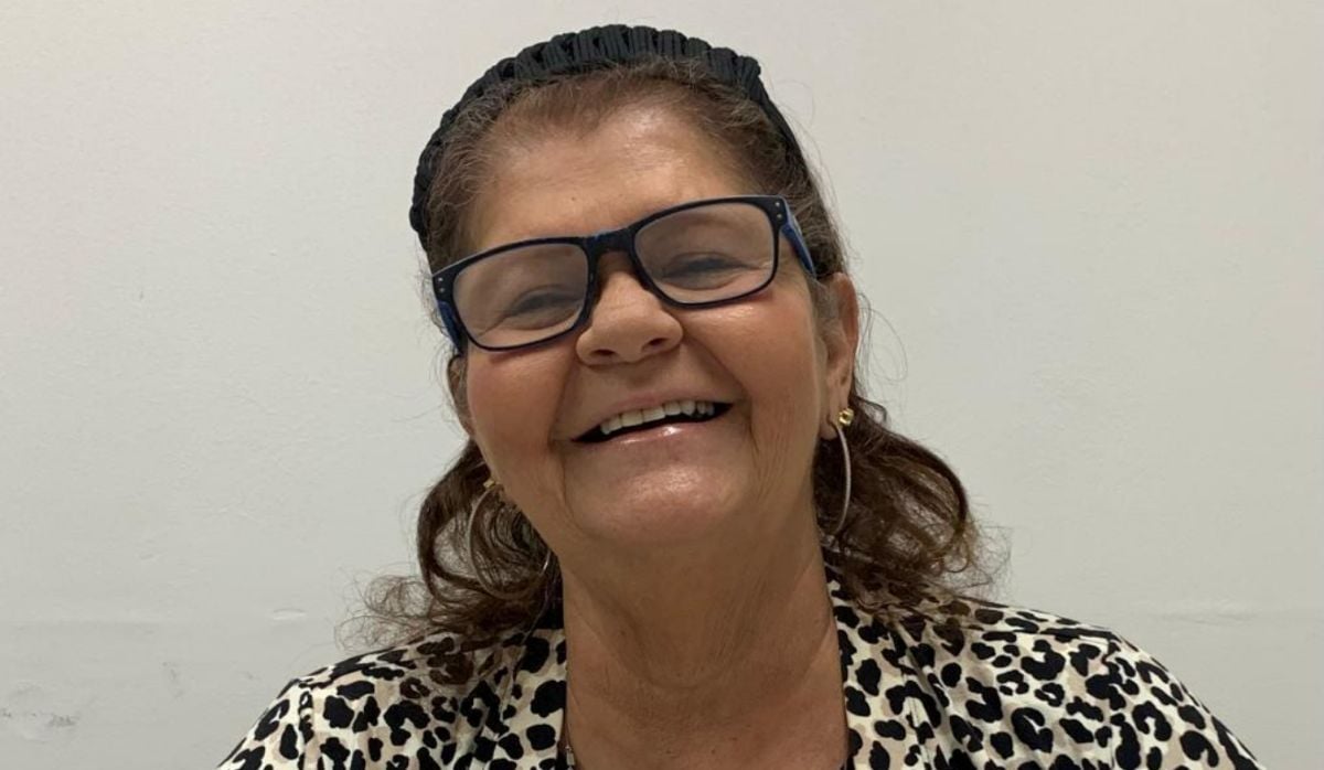 Com mais de 50 anos em sala de aula, professora faz da alfabetização de jovens e adultos uma lição de cidadania