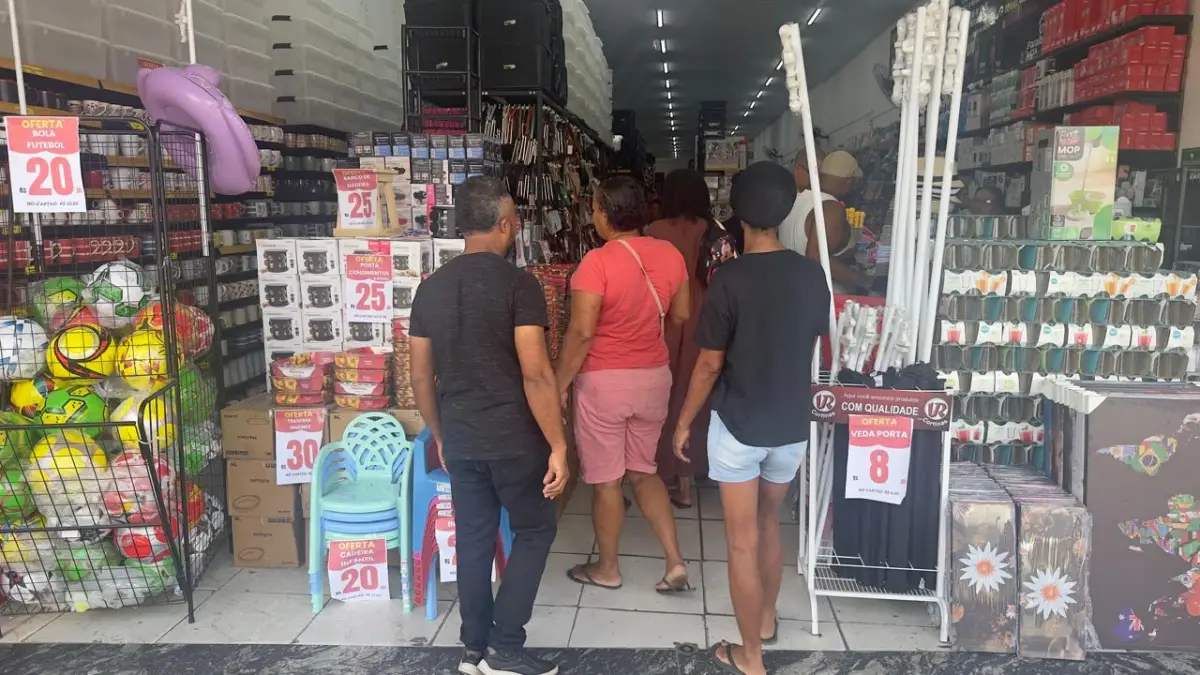 Dia das Crianças: lojas infantis abrem no feriado e movimentam comércio de Feira de Santana
