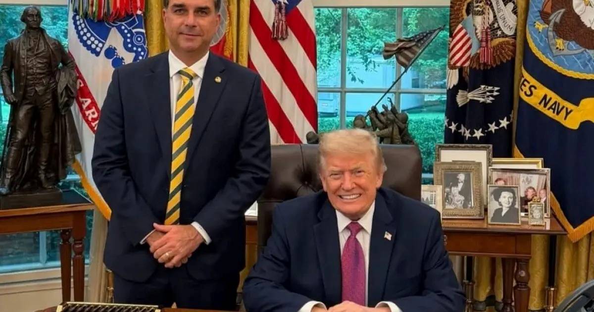 Flávio Bolsonaro e Trump