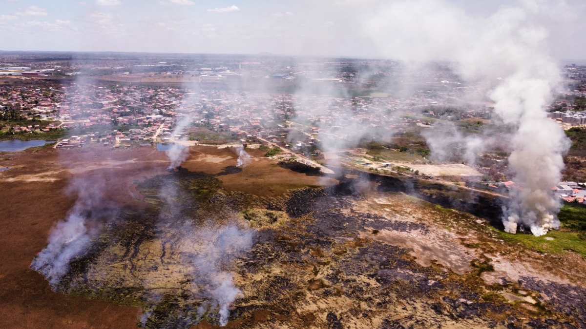 Incêndio na Lagoa Salgada