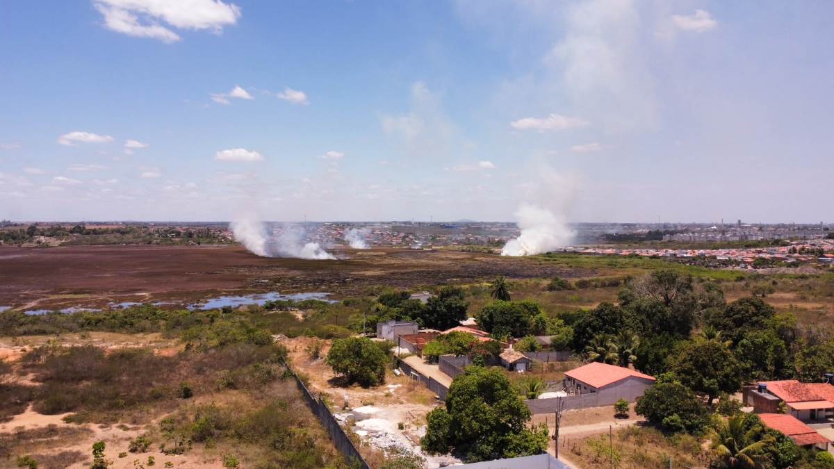 Incêndio na Lagoa Salgada