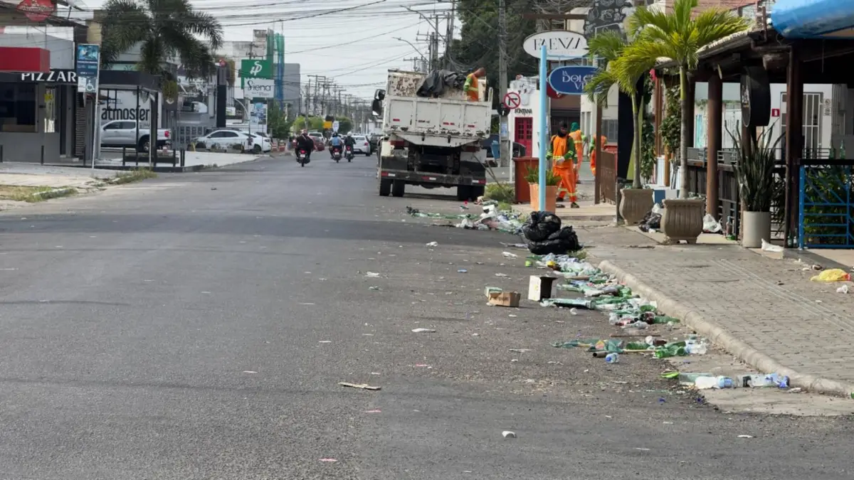 sujeira na rua pós eleição