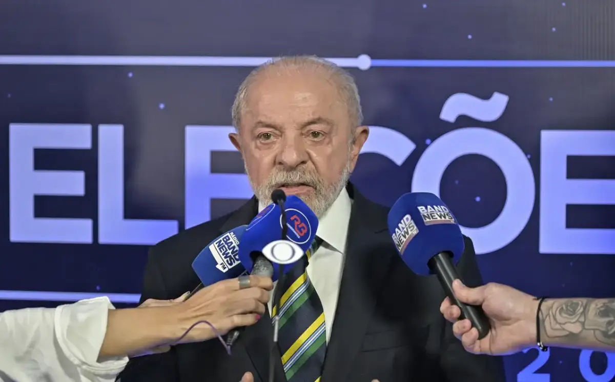 Lula autoriza quebra de sigilo bancário se Flávio Bolsonaro fizer o mesmo