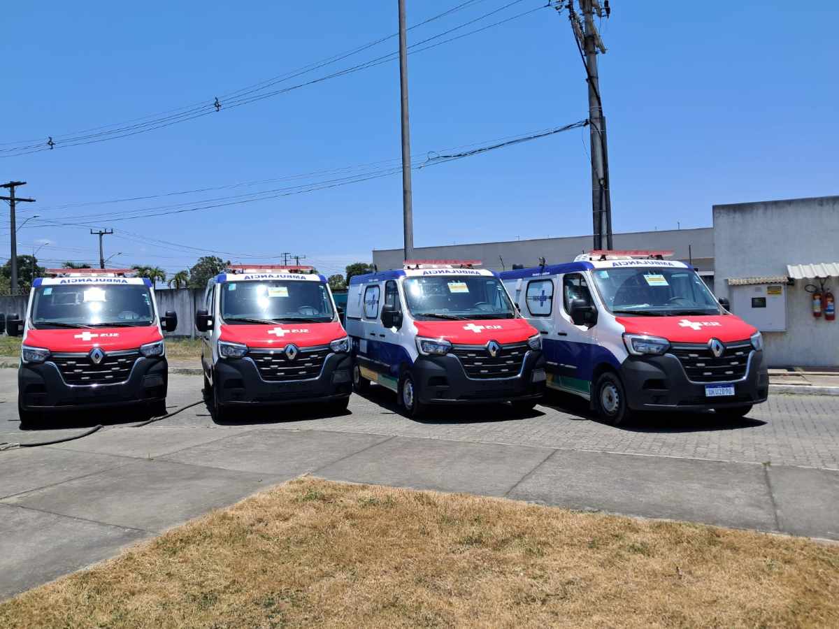 Ministério da Saúde e Sesab entregam 14 ambulâncias em Feira de Santana