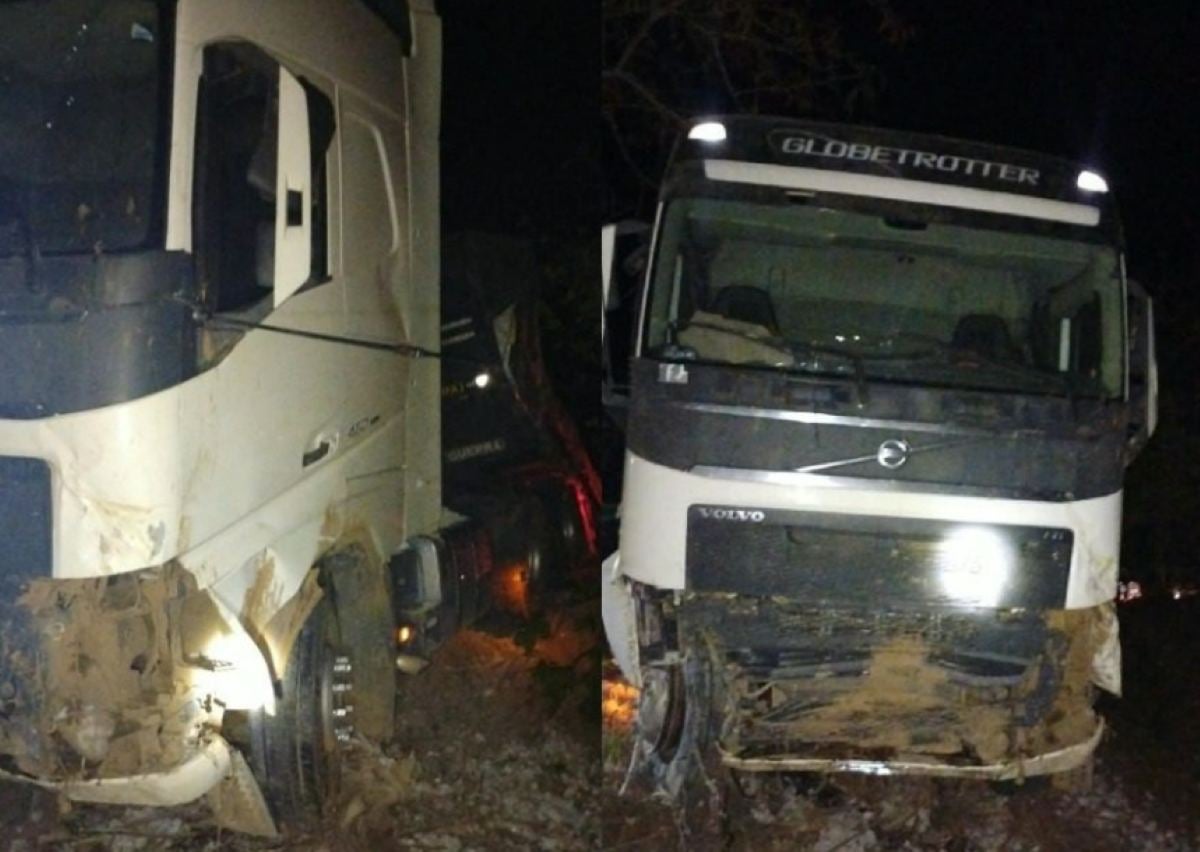 Motorista de carreta morre após veículo sair da pista e cair em ribanceira na Bahia