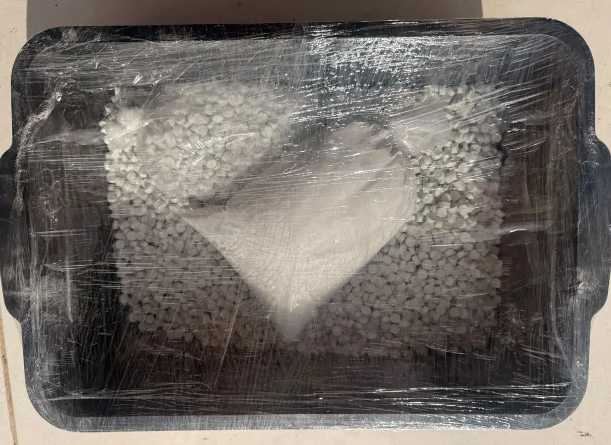 Liderança criminosa foragida na Bahia é presa; ação desmonta laboratório clandestino de drogas em Feira de Santana