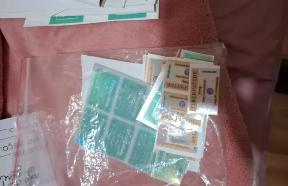 Feira de Santana é alvo de operação da Polícia Federal contra comércio ilegal de medicamentos