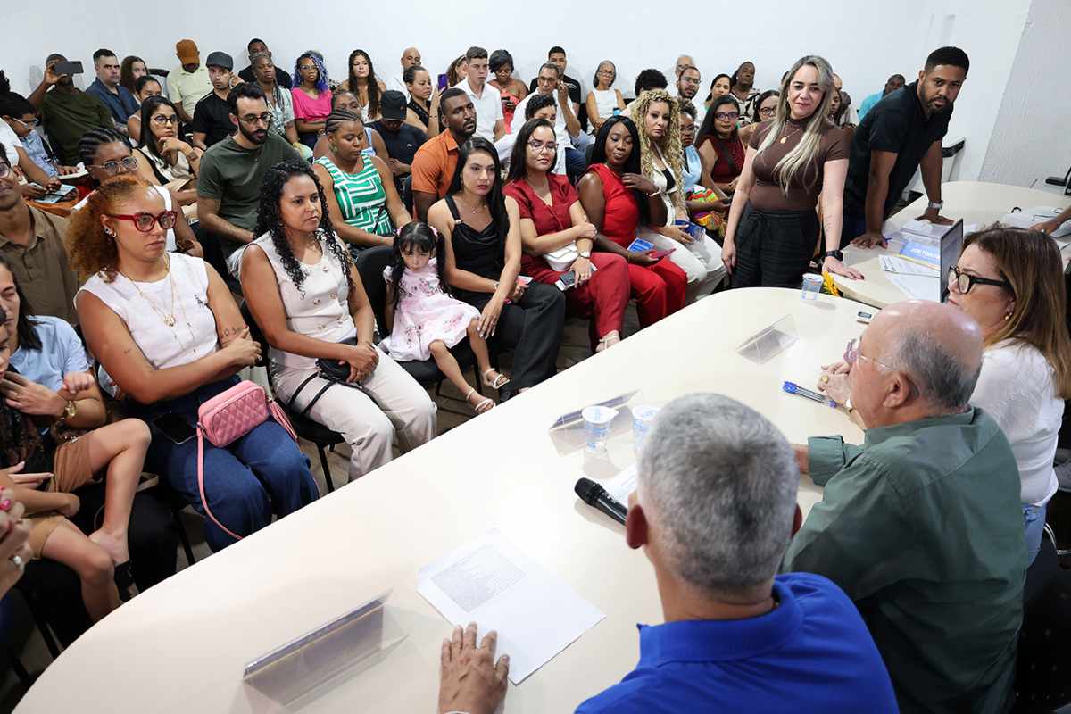 Feira de Santana reforça rede municipal com posse de 51 novos professores