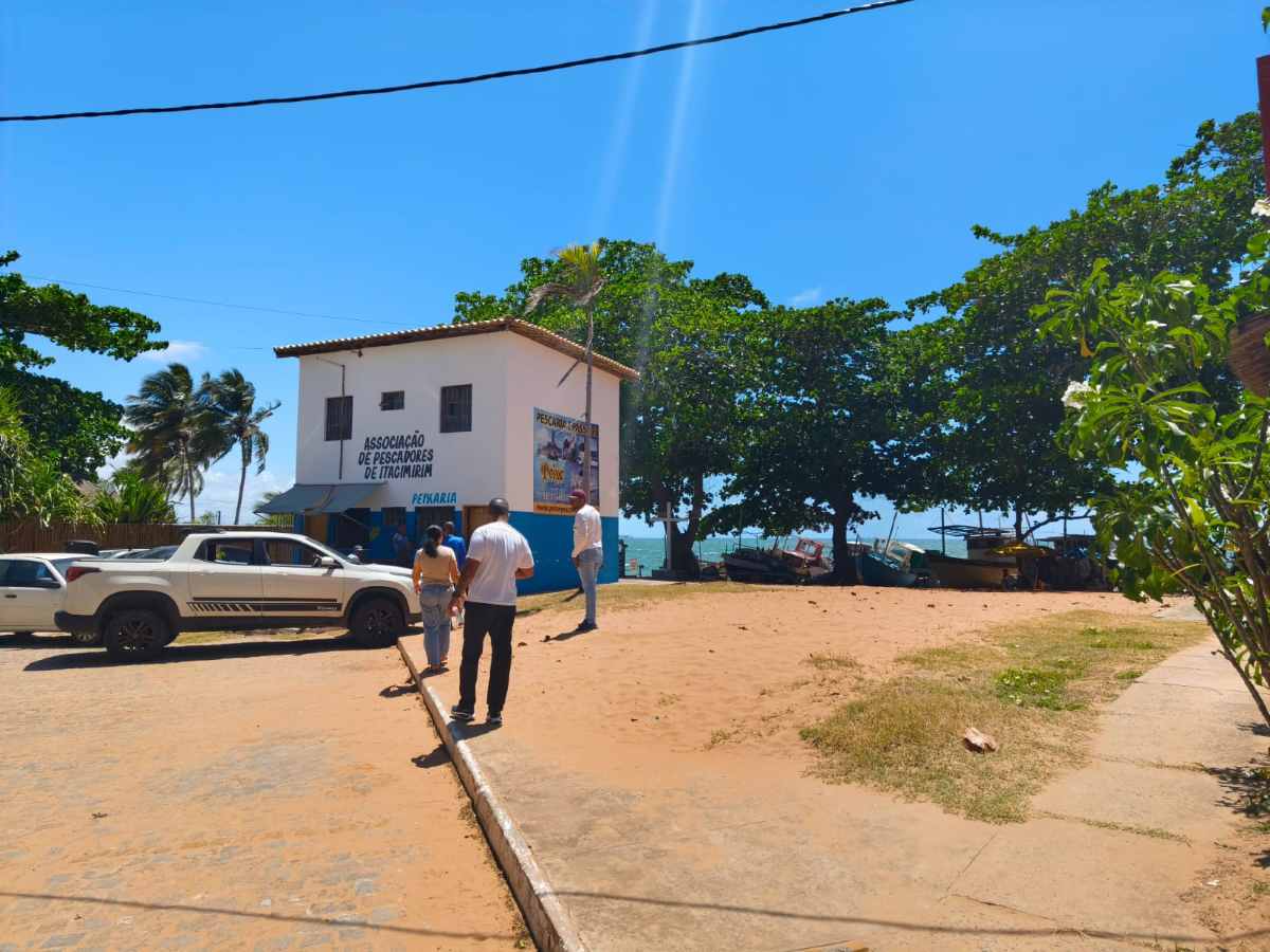 Praias de Camaçari passam por vistoria para certificação do Programa Bandeira Azul