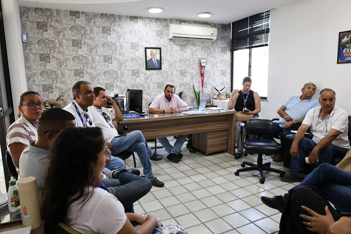 Falta de água na zona rural leva Prefeitura de Feira a discutir medidas emergenciais