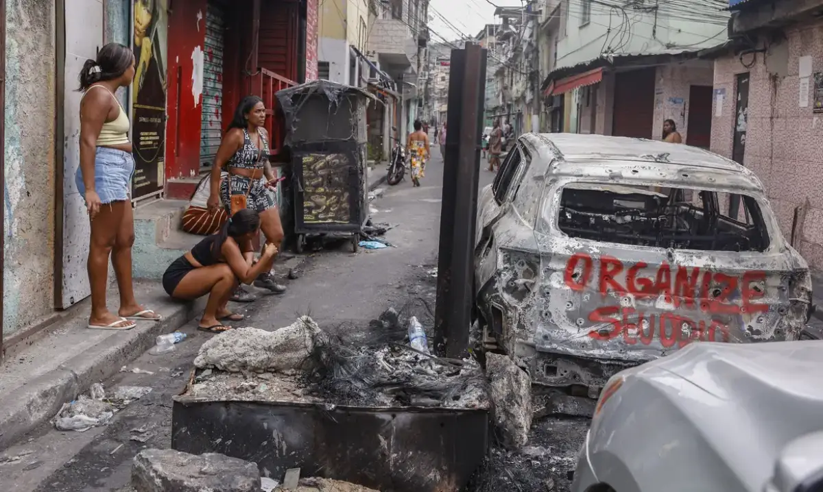 Rio de Janeiro - Operação Contenção