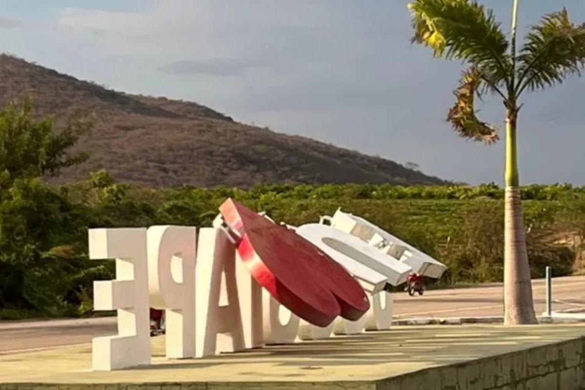 Temporal arranca teto de hospital e provoca estragos em cidade da Chapada Diamantina