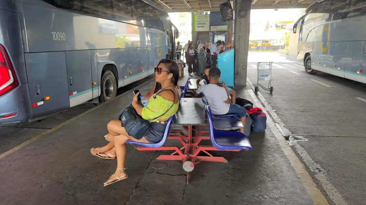 Rodoviária prevê aumento de até 12% no movimento durante feriadão; diretor da Agerba fala sobre linha para Cabuçu