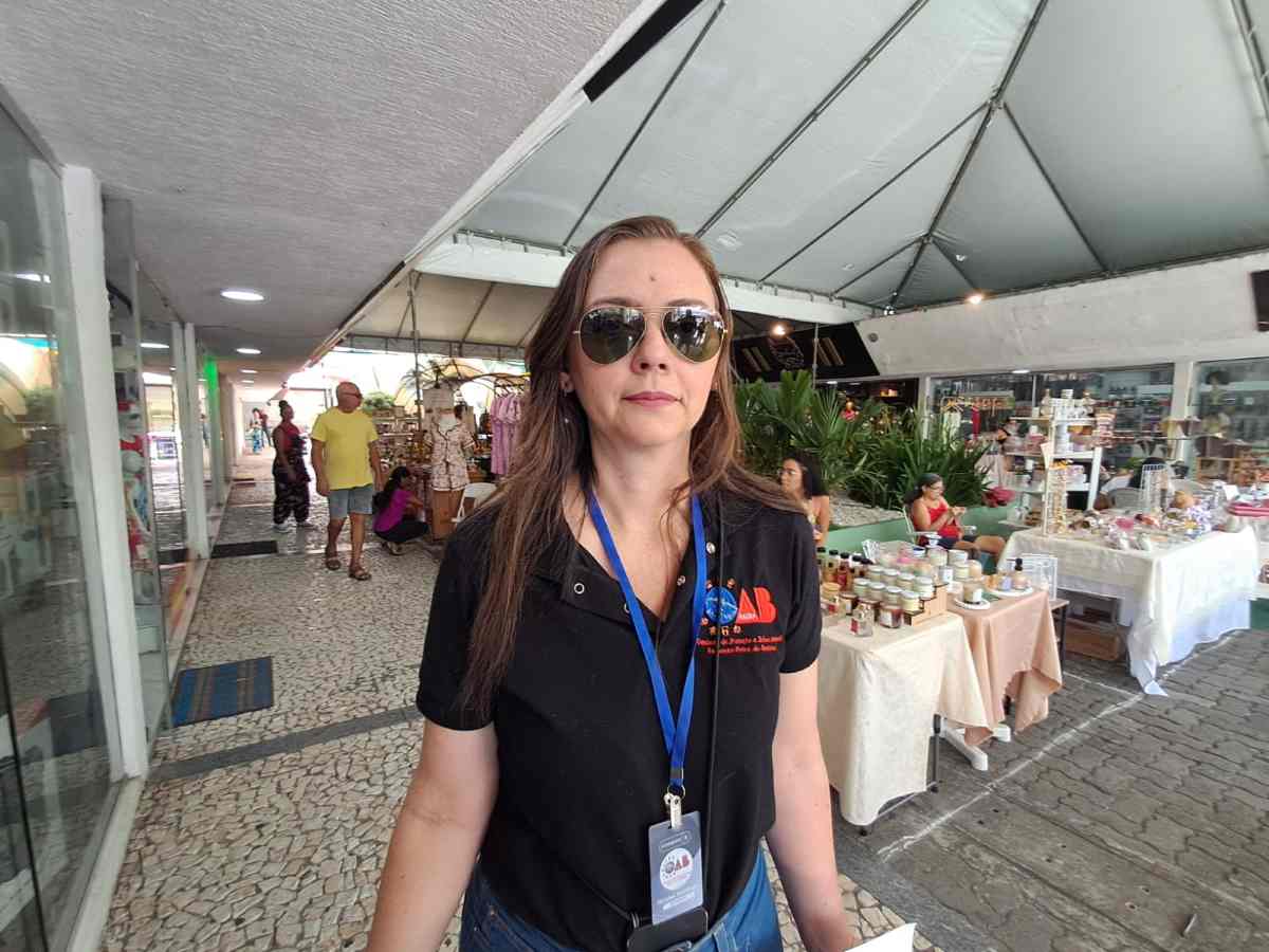 A Comissão de Proteção Animal da OAB, Subsecção de Feira de Santana, realizou uma blitz de conscientização sobre a causa animal