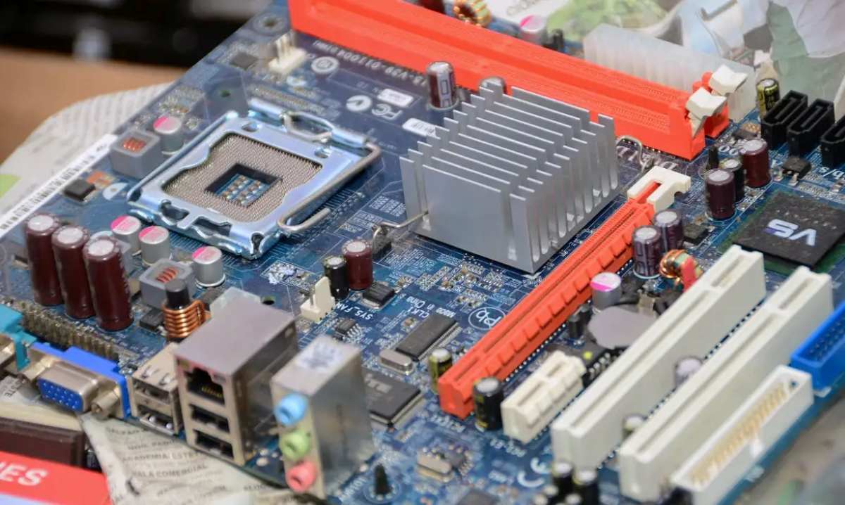 eletrônicos