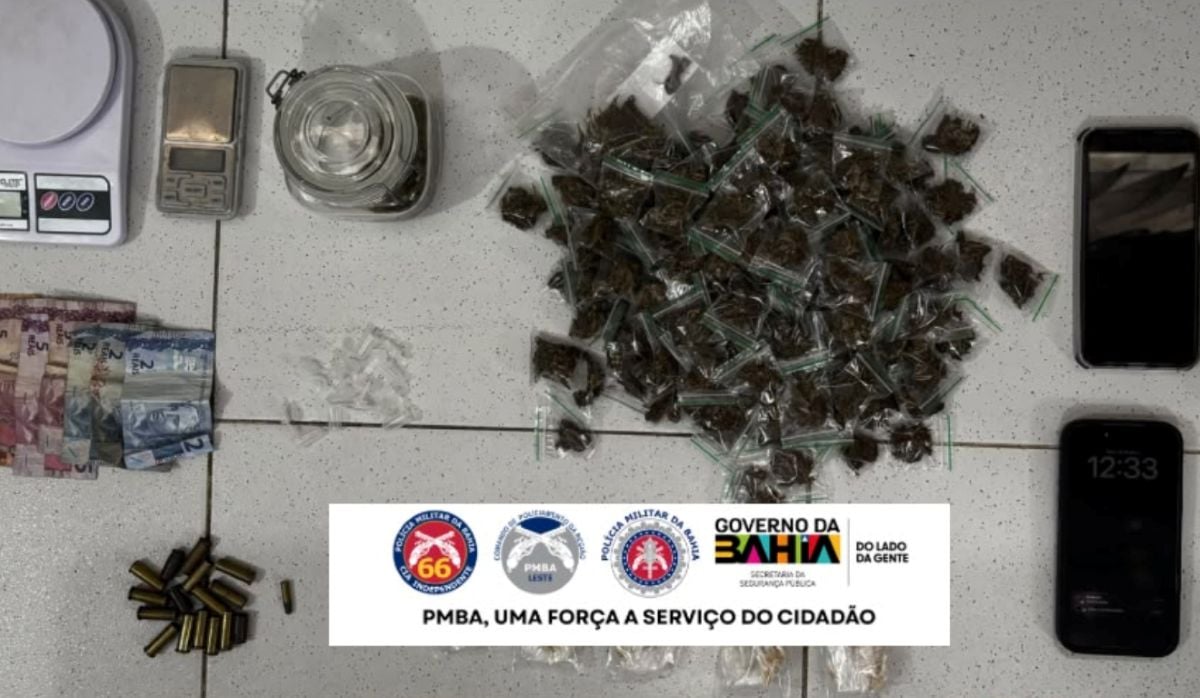 PM apreende mais de 140 pacotes de maconha na Rua do Cacete, em Conceição do Jacuípe
