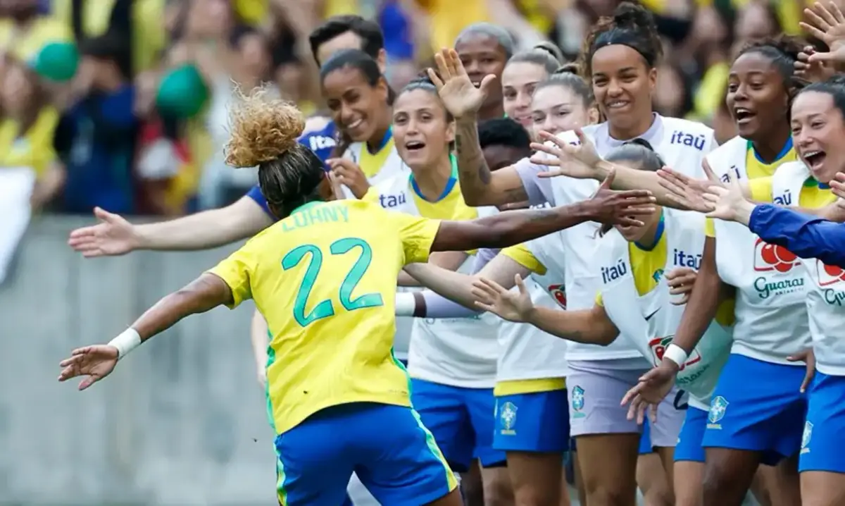 Seleção feminina faz 3 a 1 na Argentina no primeiro jogo do Brasil