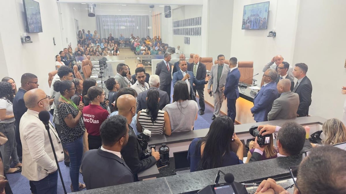 Marcos Lima é reconduzido à presidência da Câmara de Vereadores de Feira de Santana