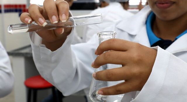 Ciencia-jovem-cientista-640x350-1