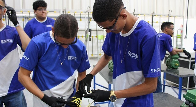 Cursos-SENAI_-Divulgacao-SENAI-Bahia-640x350-1