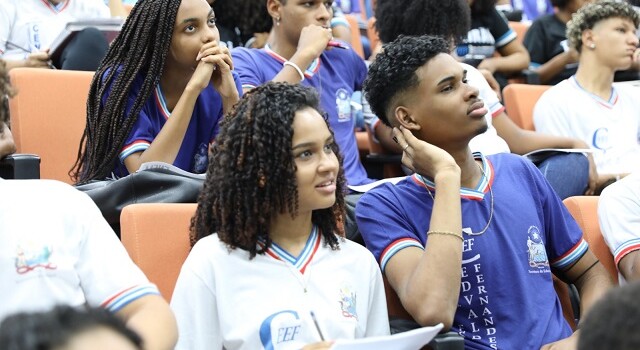 Enem-5-Claudionor-Jr-estadual-colegio-publico-640x350-1