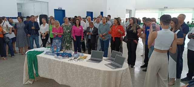 Escola-Municipal-Monteiro-Lobato-e-reinaugurada-ft-Paulo-Jose-acorda-cidade4