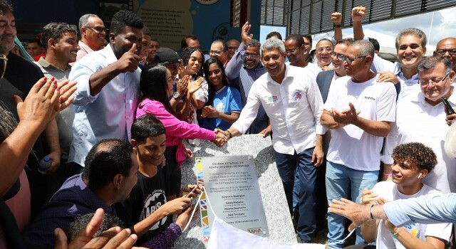 Escola-de-tempo-integral-em-Lauro-de-Freitas.3-Foto-Claudionor-Junior-640x350-1