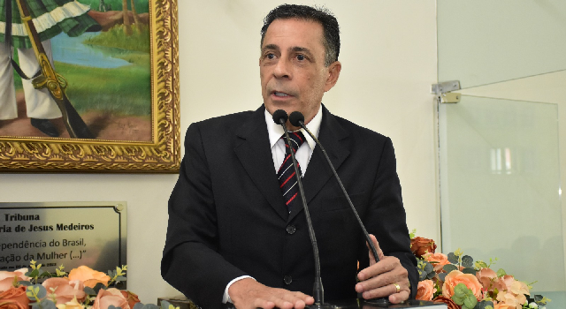 Foto-Sergio-Carneiro-Camara-municipal-de-Feira-de-Santana-640x350-1