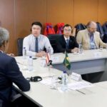 Reuniao-sobre-a-implantacao-de-fabrica-da-Goldwin-na-Bahia.-Foto-Rafael-Martins-GOVBA-5-640x350-1