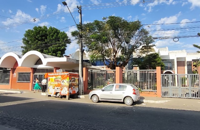 Colegio-Luis-Eduardo-Magalhaes-Foto-Ed-Santos-Acorda-Cidade