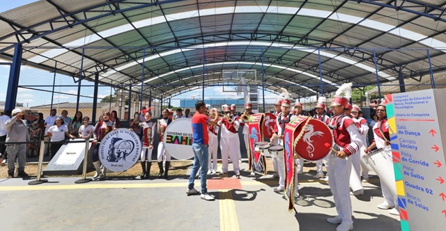 Jeronimo-entrega-obras-e-anuncia-novos-investimentos-em-Vitoria-da-Conquista-ft-Lina-MagaliGOVBA