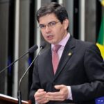 Randolfe-Rodriges-Foto-Agencia-Senado