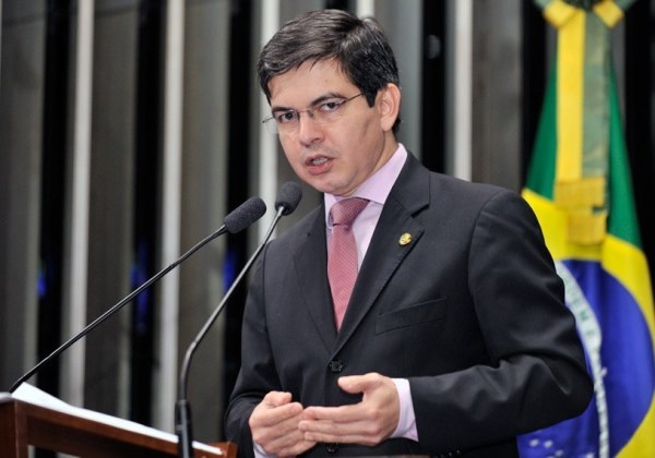 Randolfe-Rodriges-Foto-Agencia-Senado