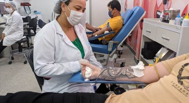 diego-doando-sangue-foto-ed-santos-acorda-cidade-640x350-1