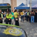 Agentes-de-transito-homenageiam-colega-e-filho-que-morreram-vitimas-de-acidente-em-Serrinha-ft-Aldo-Matos-1