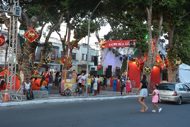 Clima-de-celebracao-e-alegria-marca-shows-nas-comemoracoes-do-Natal-Foto-Jorge-Magalhaes.jpg2_
